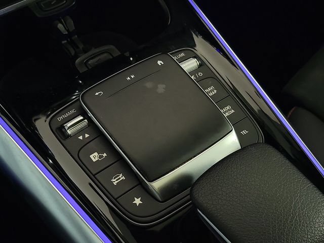 Used 2021 Mercedes-Benz GLA 250 image 32