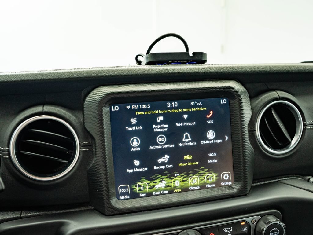 Used 2021 Jeep Wrangler Unlimited Sahara AWD/4WD image 32
