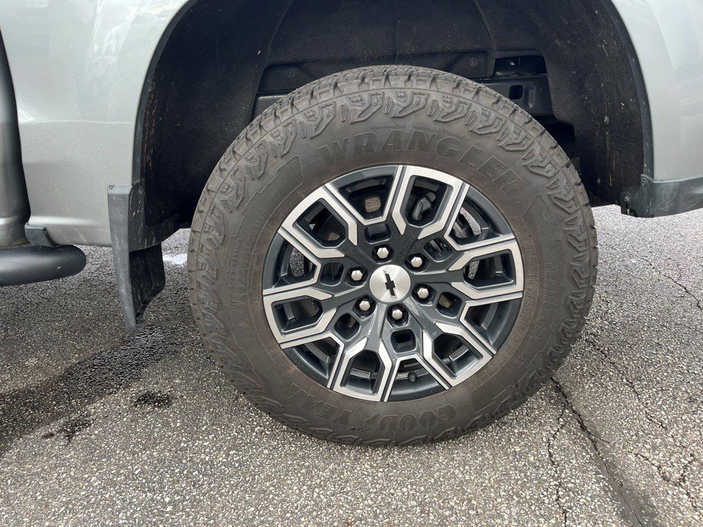 Certified 2024 Chevrolet Colorado Z71 w/ Z71 Convenience Package 2 image 29