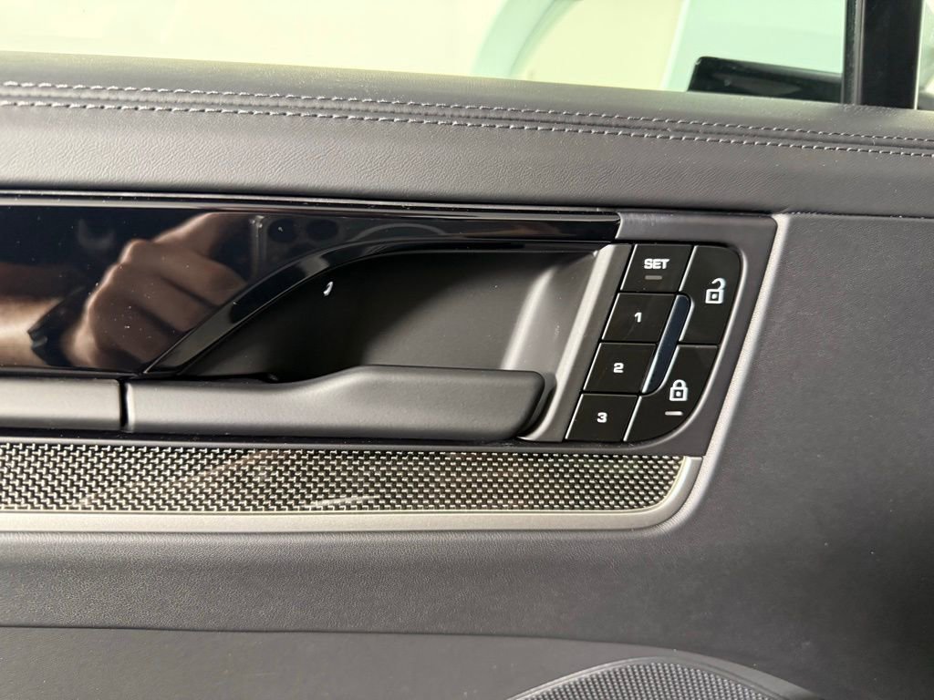 New 2025 Porsche Cayenne Turbo image 25