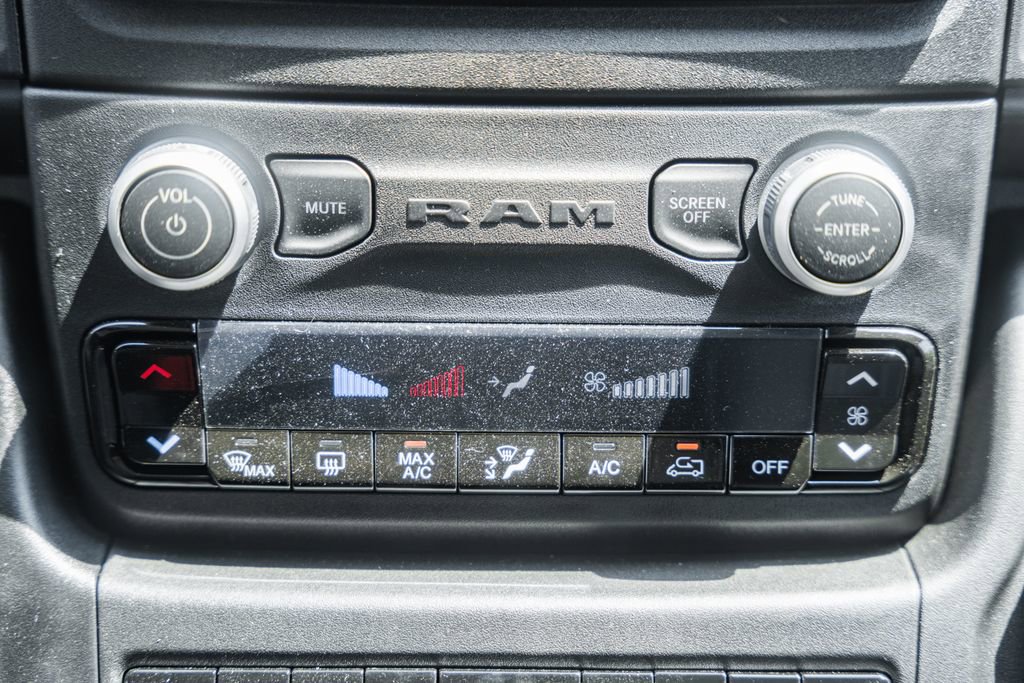 New 2025 RAM ProMaster 3500 w/ Quick Order Package 22G SLT image 20