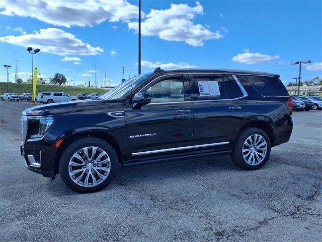 Used 2021 GMC Yukon Denali w/ Denali Premium Package image 26