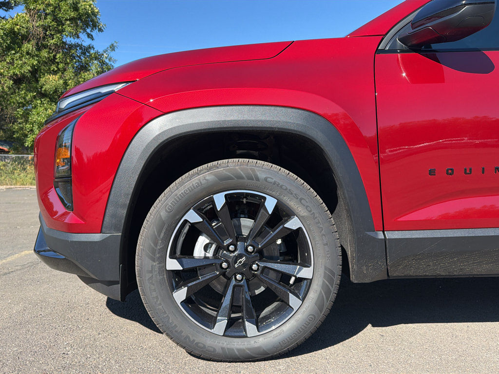 New 2027 Chevrolet Equinox RS w/ Convenience Package III AWD/4WD image 6