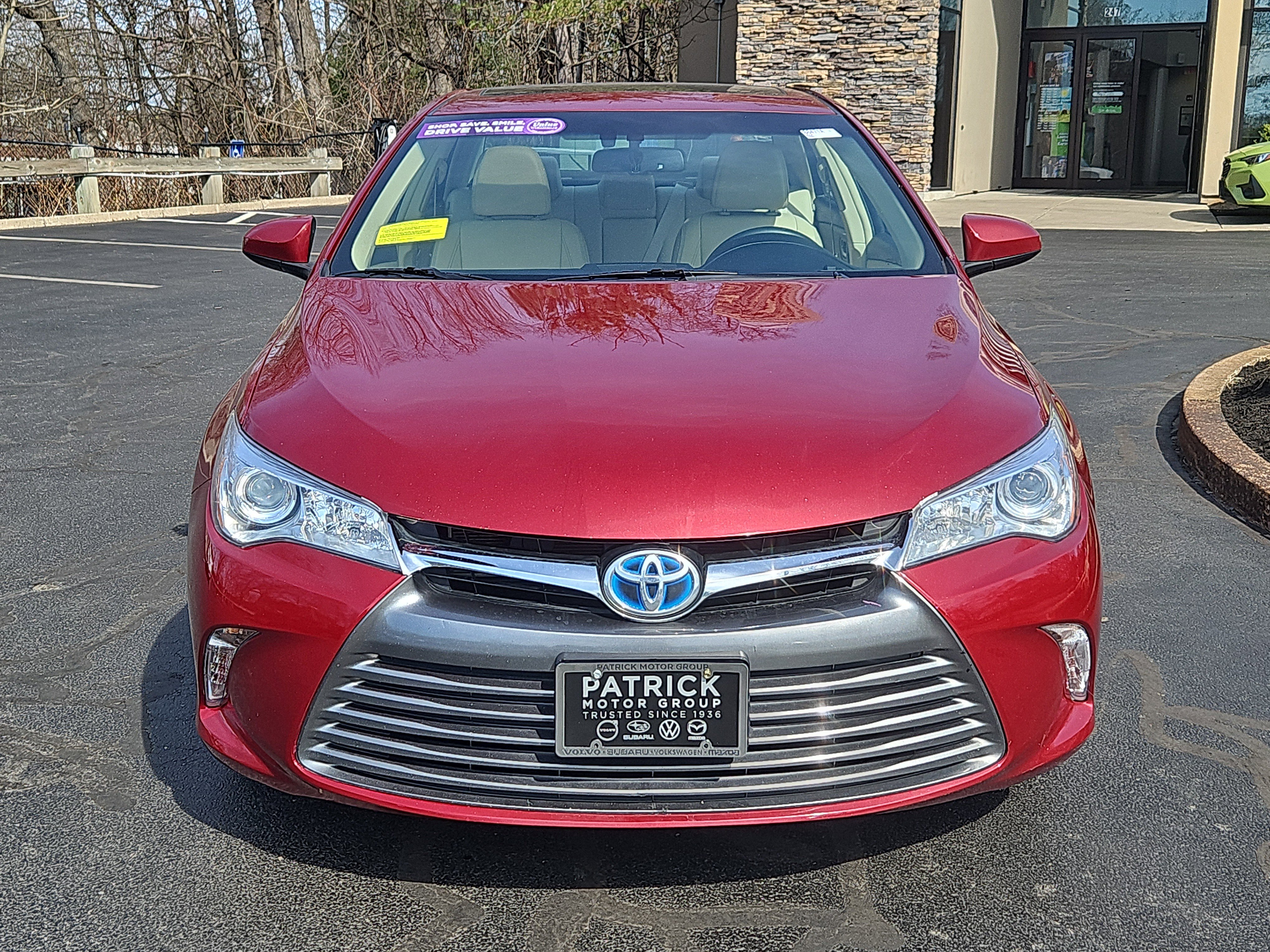 Used 2017 Toyota Camry XLE w/ Moonroof Package FWD image 22