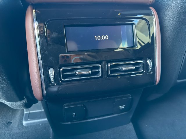 New 2027 Lincoln Aviator Reserve AWD/4WD image 16