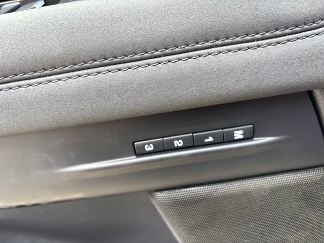Used 2021 Land Rover Range Rover Evoque SE AWD/4WD image 12