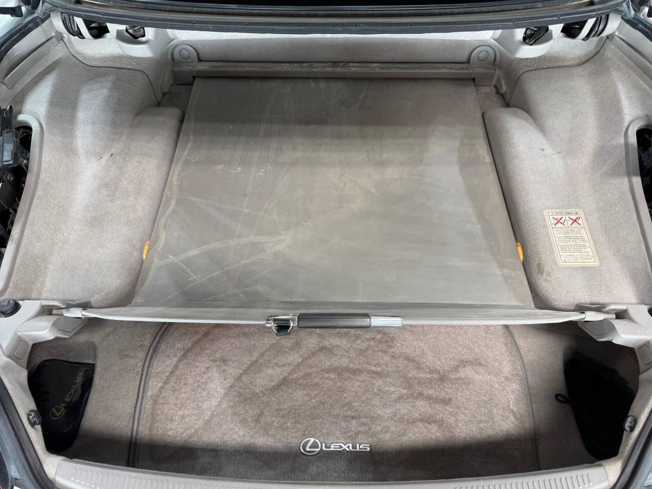 Used 2004 Lexus SC 430 Convertible RWD image 36
