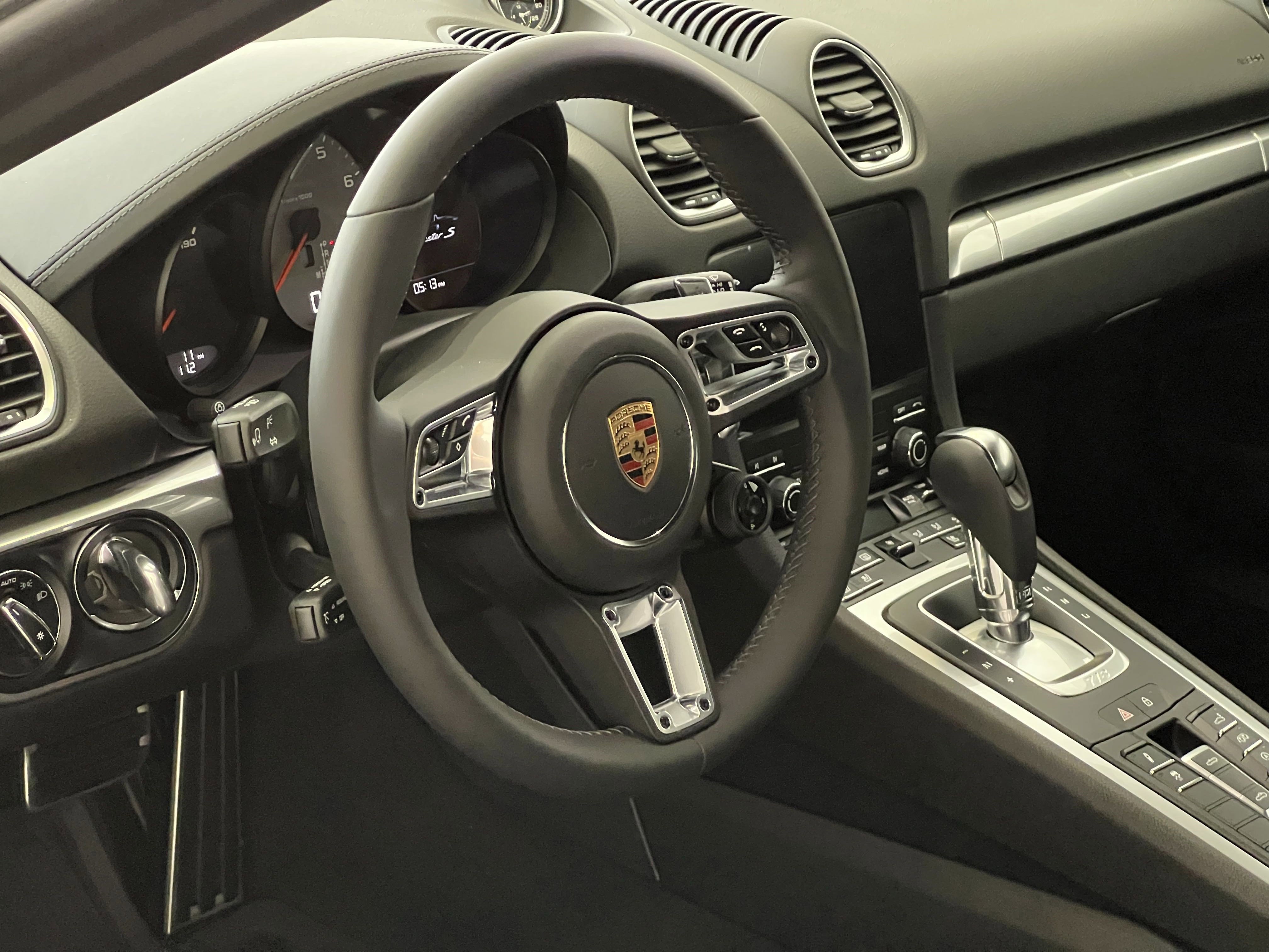 New 2025 Porsche 718 Boxster S image 19