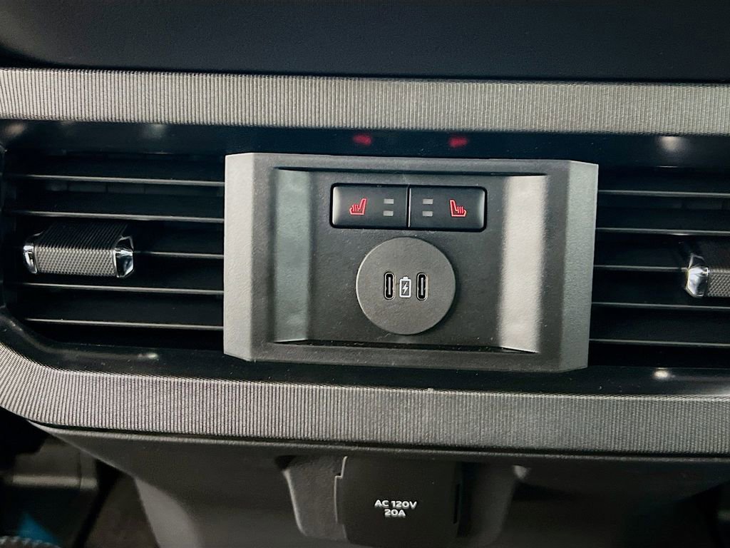 New 2026 Ford F350 Platinum image 30