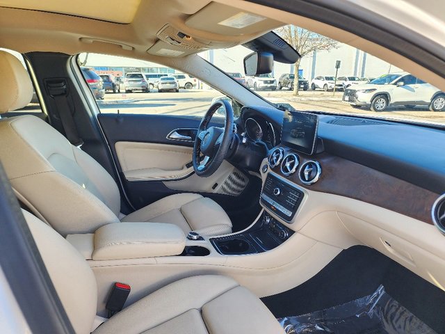 Used 2019 Mercedes-Benz GLA 250 4MATIC image 11