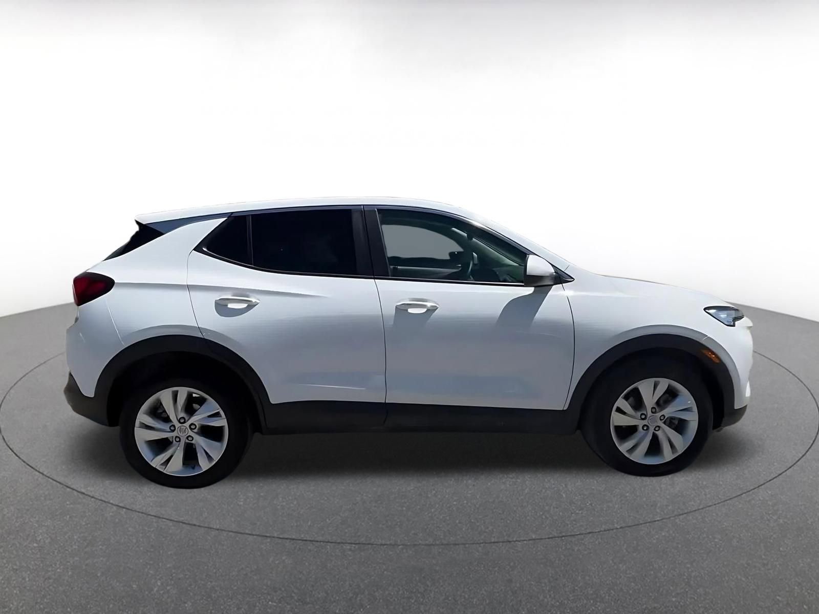 Used 2025 Buick Encore GX Preferred FWD image 16