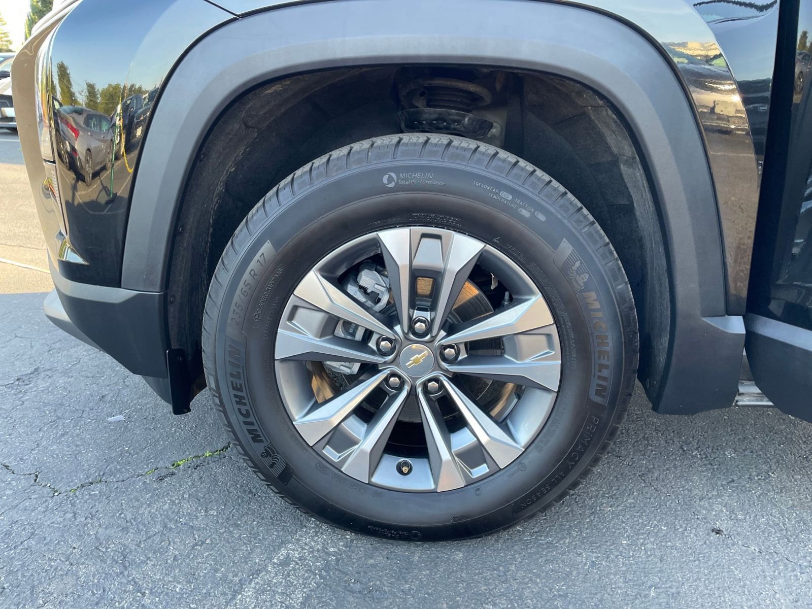 Used 2025 Chevrolet Equinox LT image 23