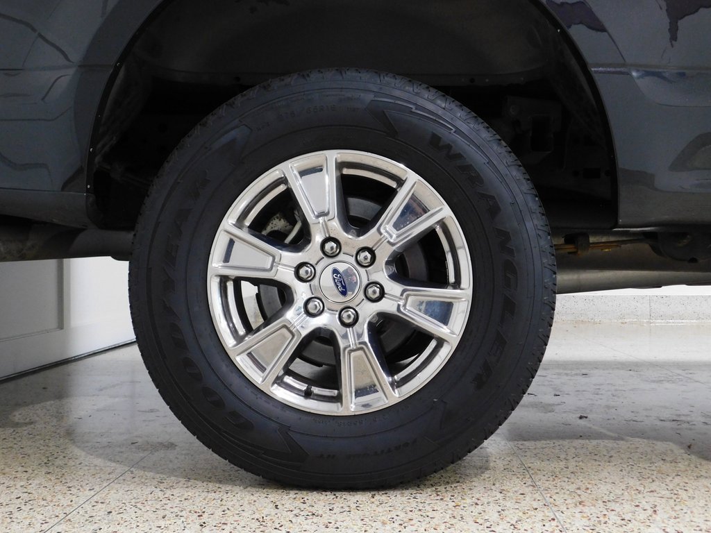 Used 2015 Ford F150 XLT w/ Trailer Tow Package image 93