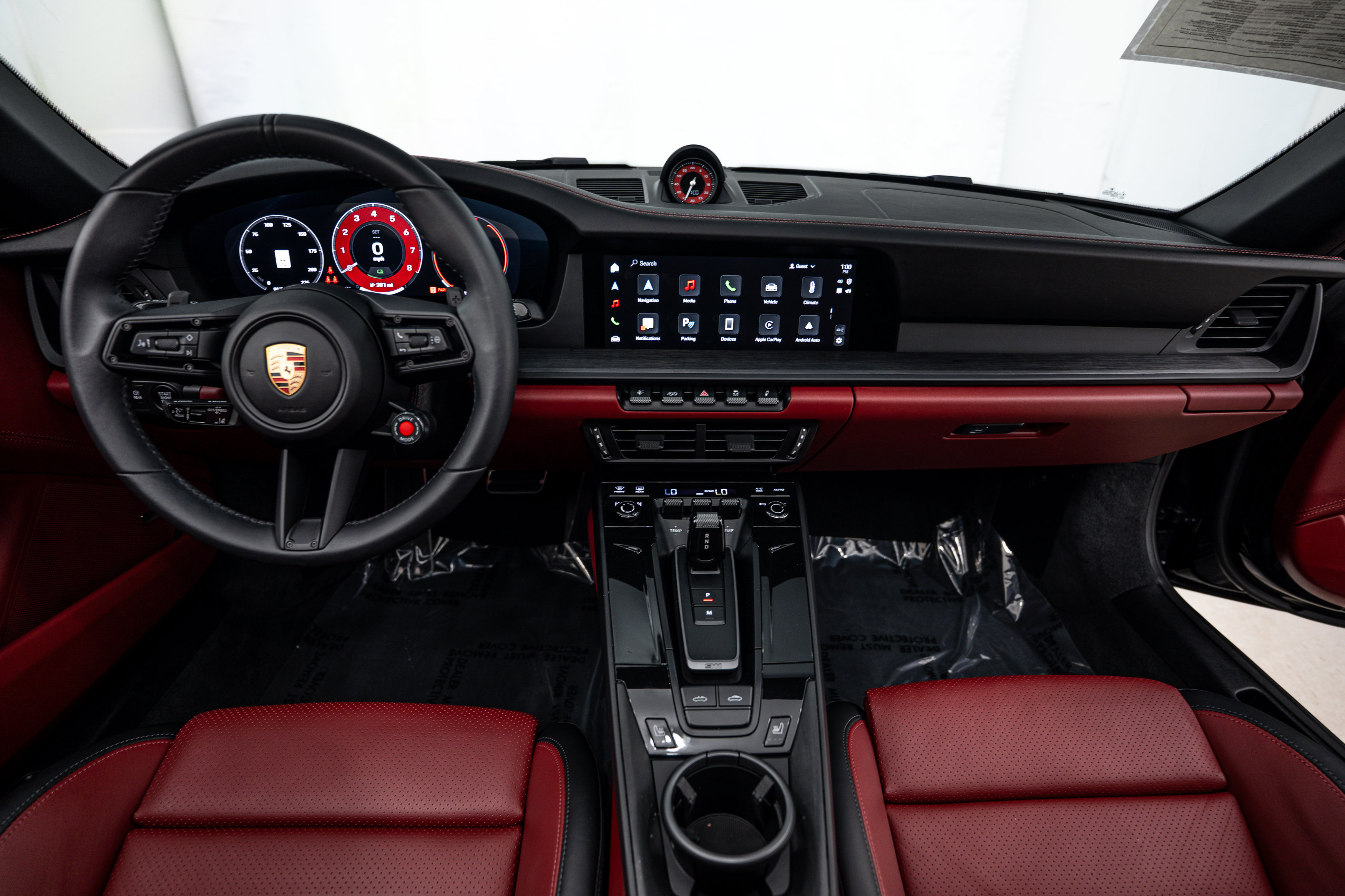 Certified 2025 Porsche 911 Targa 4 GTS AWD/4WD image 13