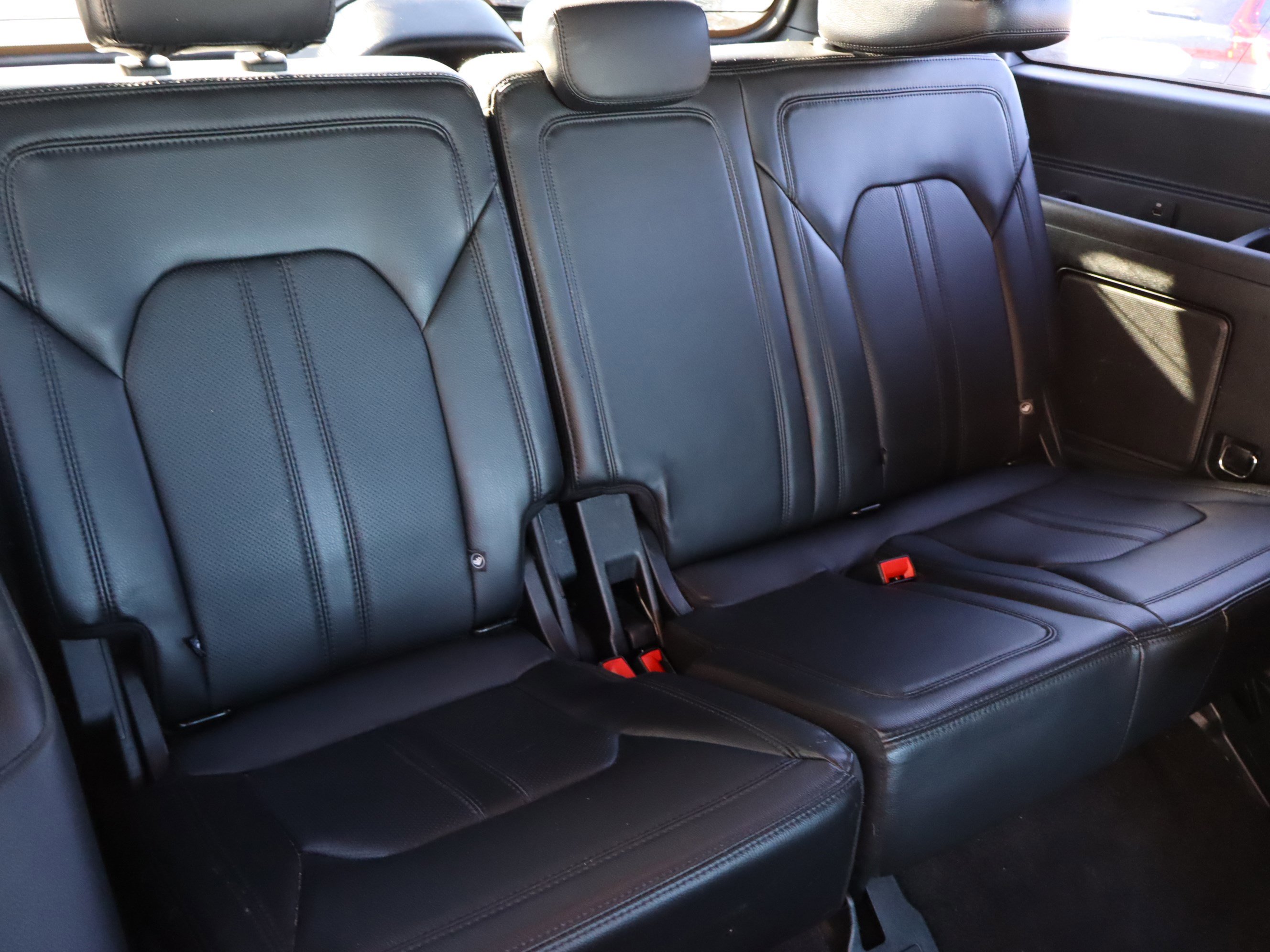 Used 2020 Ford Expedition Limited w/ Special Edition Package image 39