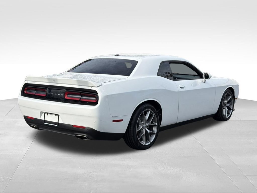 Used 2022 Dodge Challenger GT RWD image 9