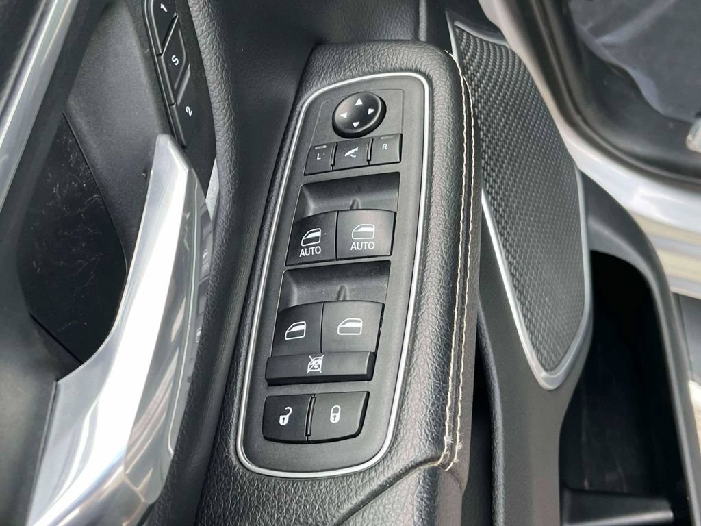 Used 2021 RAM 1500 Laramie AWD/4WD image 13