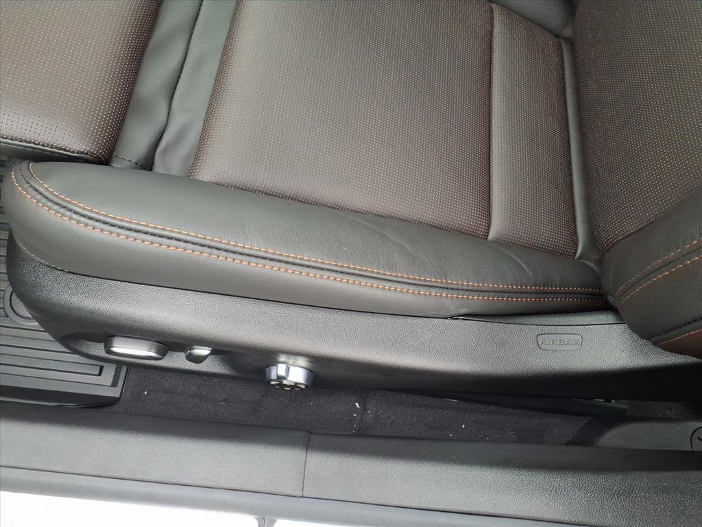 New 2026 Cadillac CT5 Sport w/ LPO, ONYX Package image 10