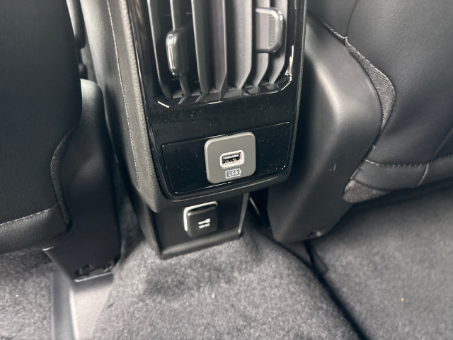New 2026 Jeep Compass Limited AWD/4WD image 13