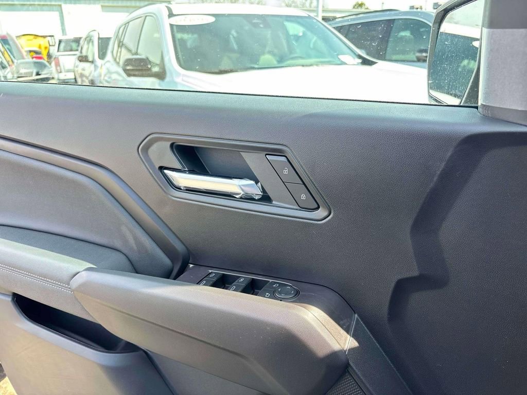 New 2026 GMC Canyon Elevation w/ Convenience Package image 9