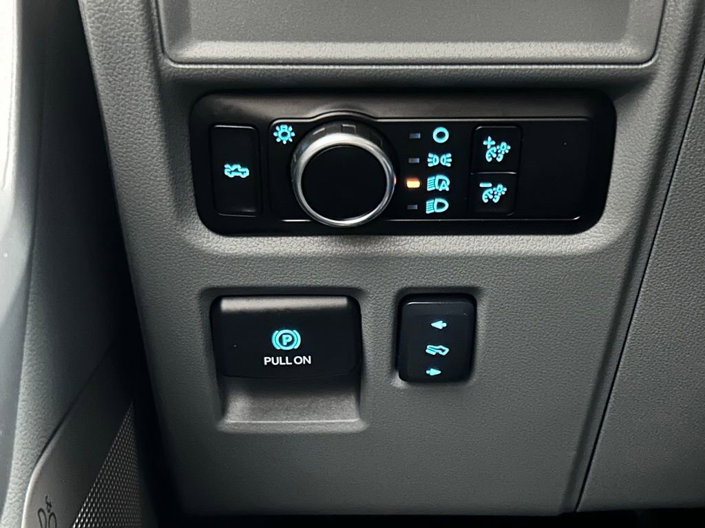 Used 2025 Ford F150 Lightning Flash image 20