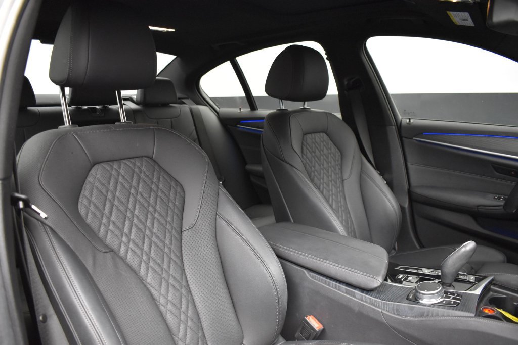 Used 2021 BMW 540i w/ M Sport Package RWD image 19
