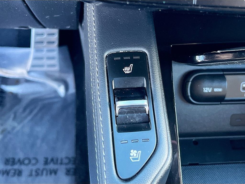 Used 2021 Kia Telluride SX w/ SX Prestige Package image 19