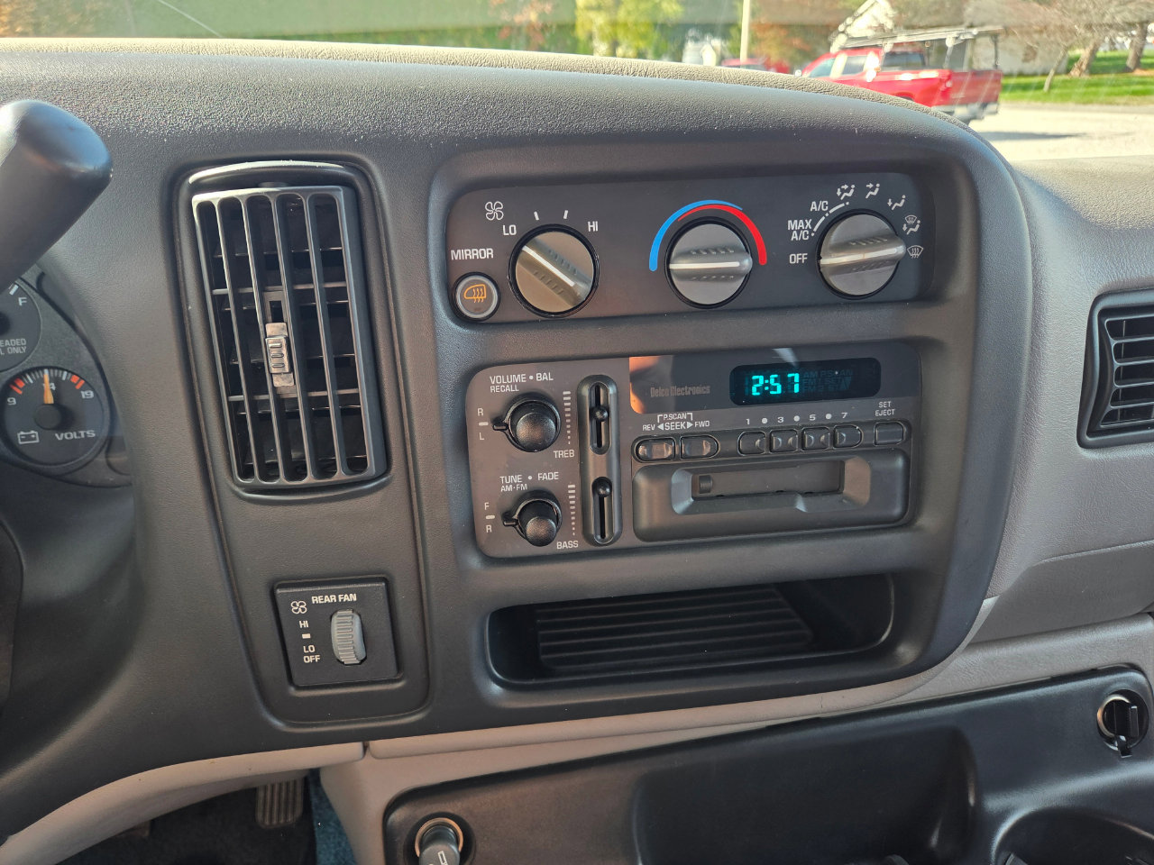 Used 1996 Chevrolet Express 1500 image 11