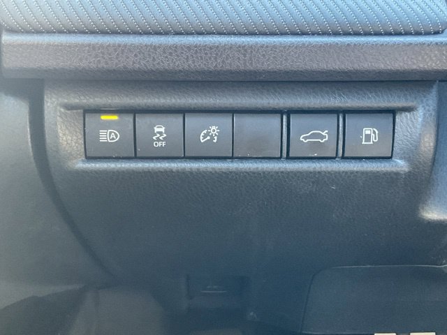 Used 2025 Toyota Camry SE FWD image 32
