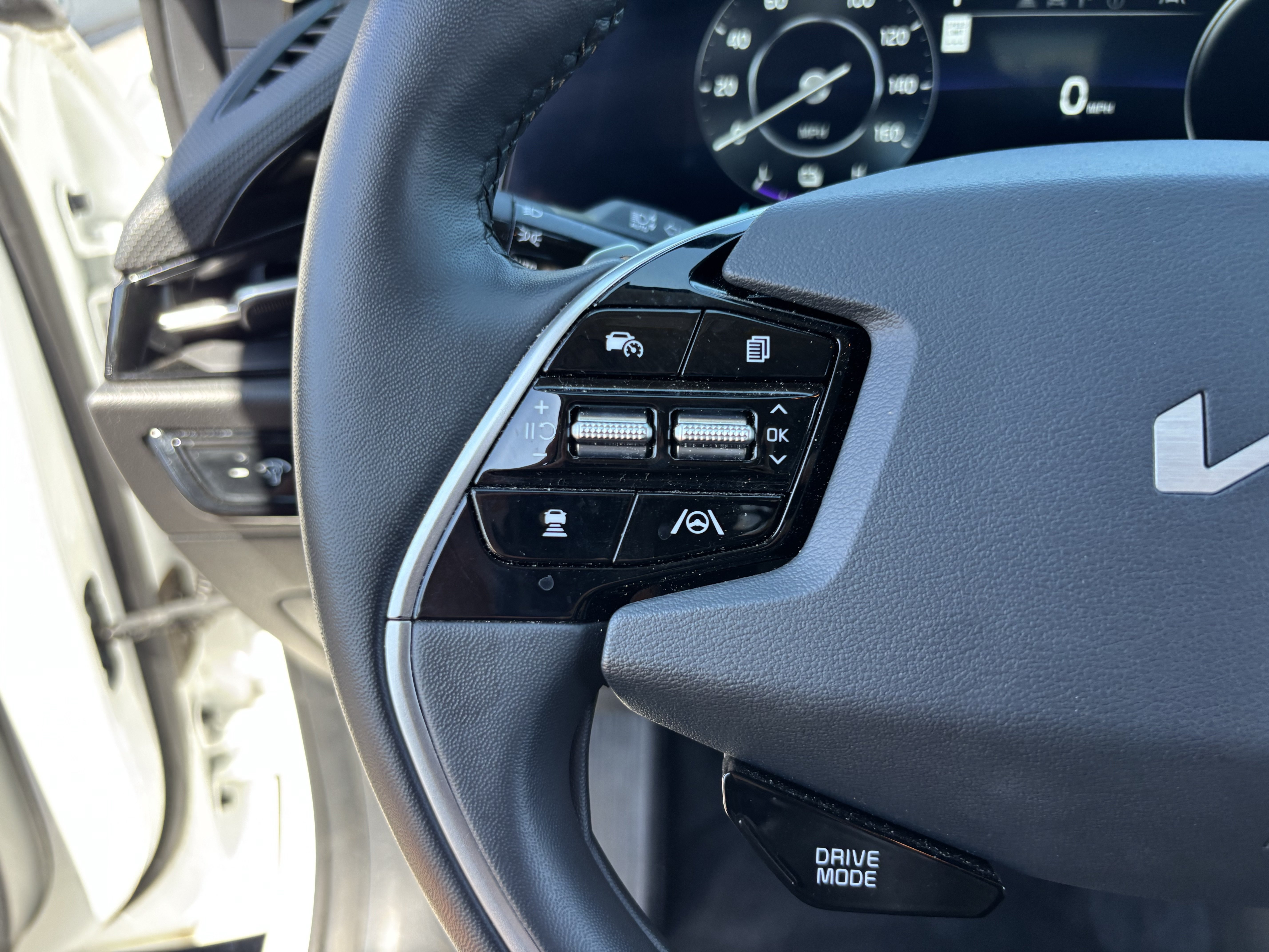Certified 2023 Kia Niro Wind w/ Wind Preserve Package FWD image 25