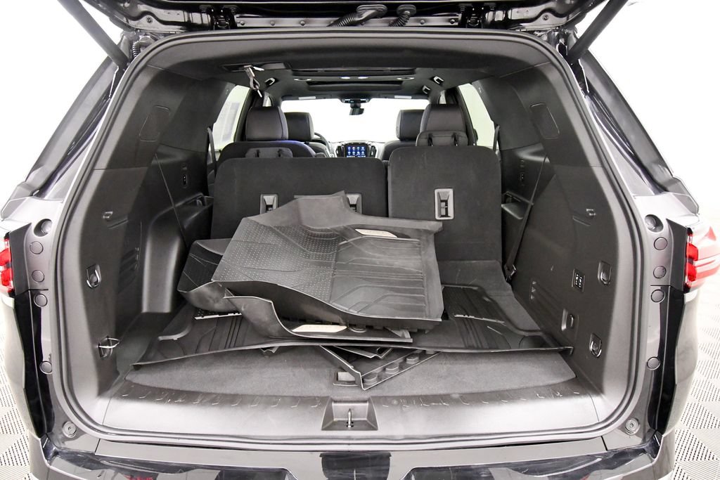 Used 2024 Chevrolet Traverse High Country AWD/4WD image 7