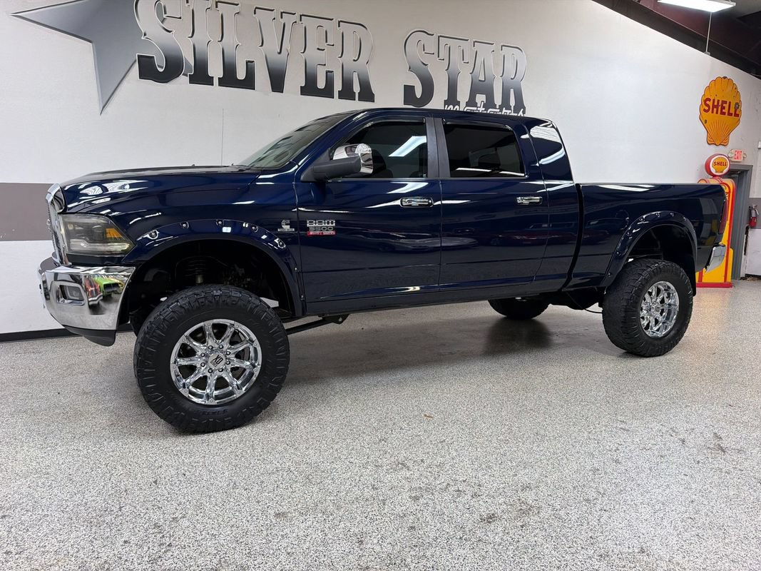 Used 2012 RAM 3500 Laramie w/ Cold Weather Group AWD/4WD image 4