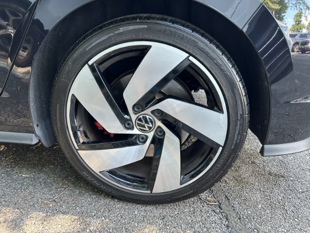 Used 2022 Volkswagen GTI SE FWD image 35