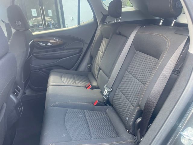 Used 2020 GMC Terrain SLE w/ Driver Convenience Package image 10