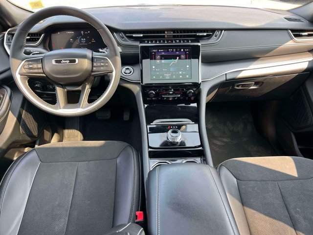 Used 2023 Jeep Grand Cherokee L Laredo AWD/4WD image 13