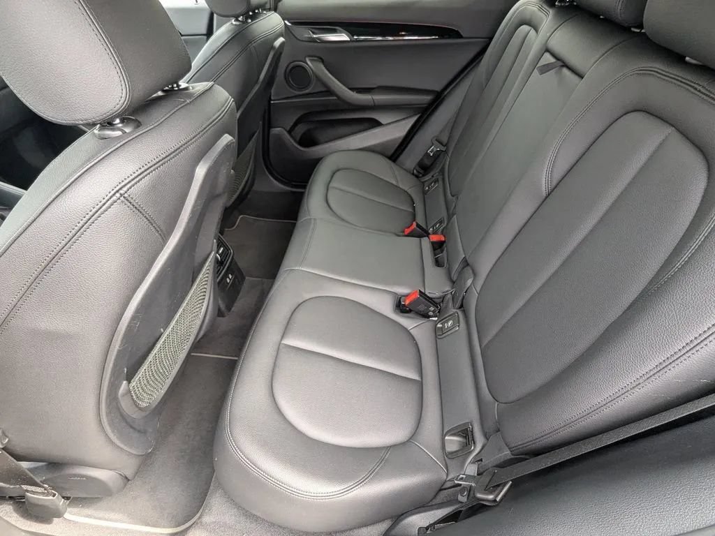 Used 2019 BMW X2 sDrive28i FWD image 16