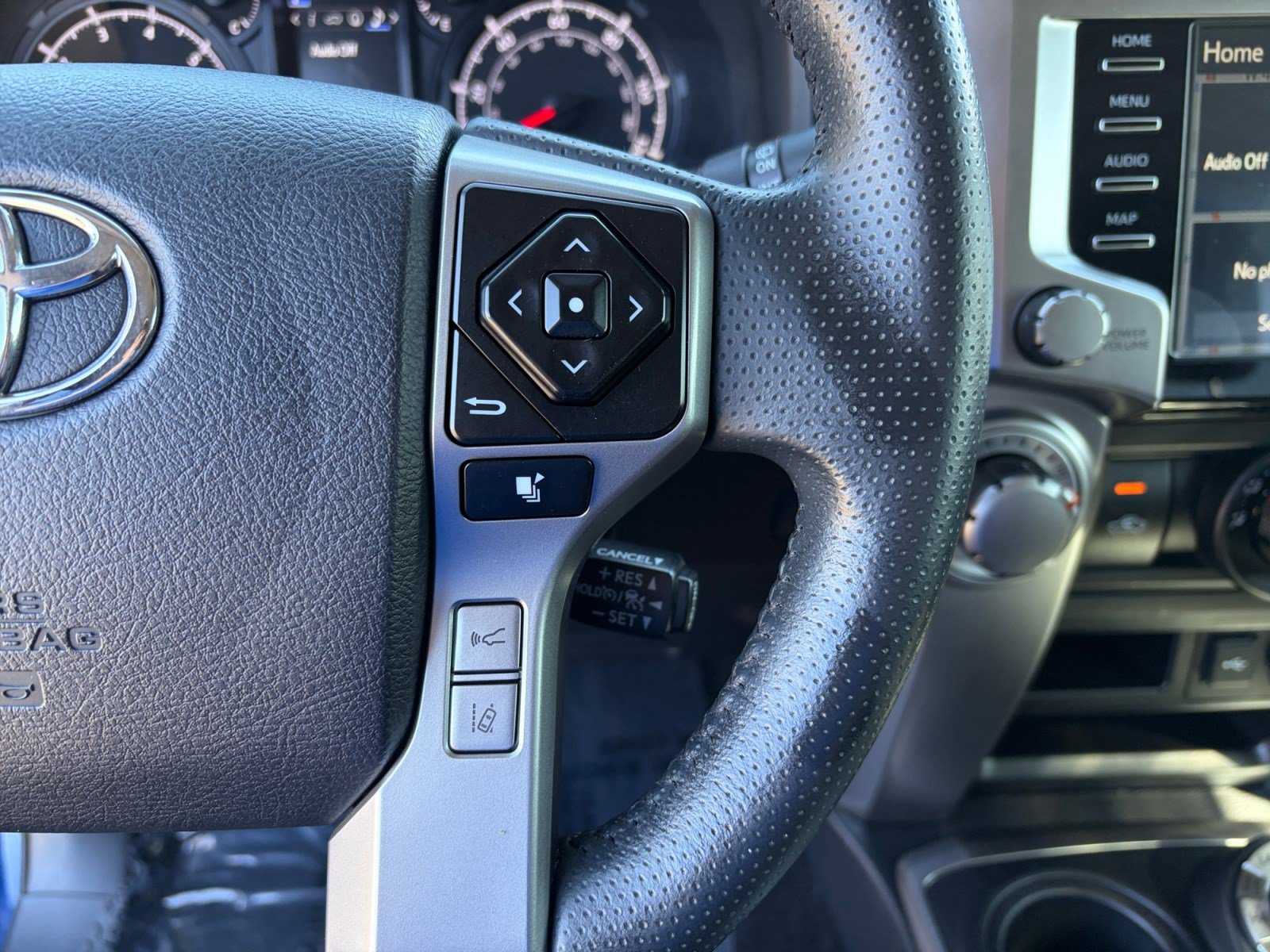 Certified 2023 Toyota 4Runner SR5 AWD/4WD image 15