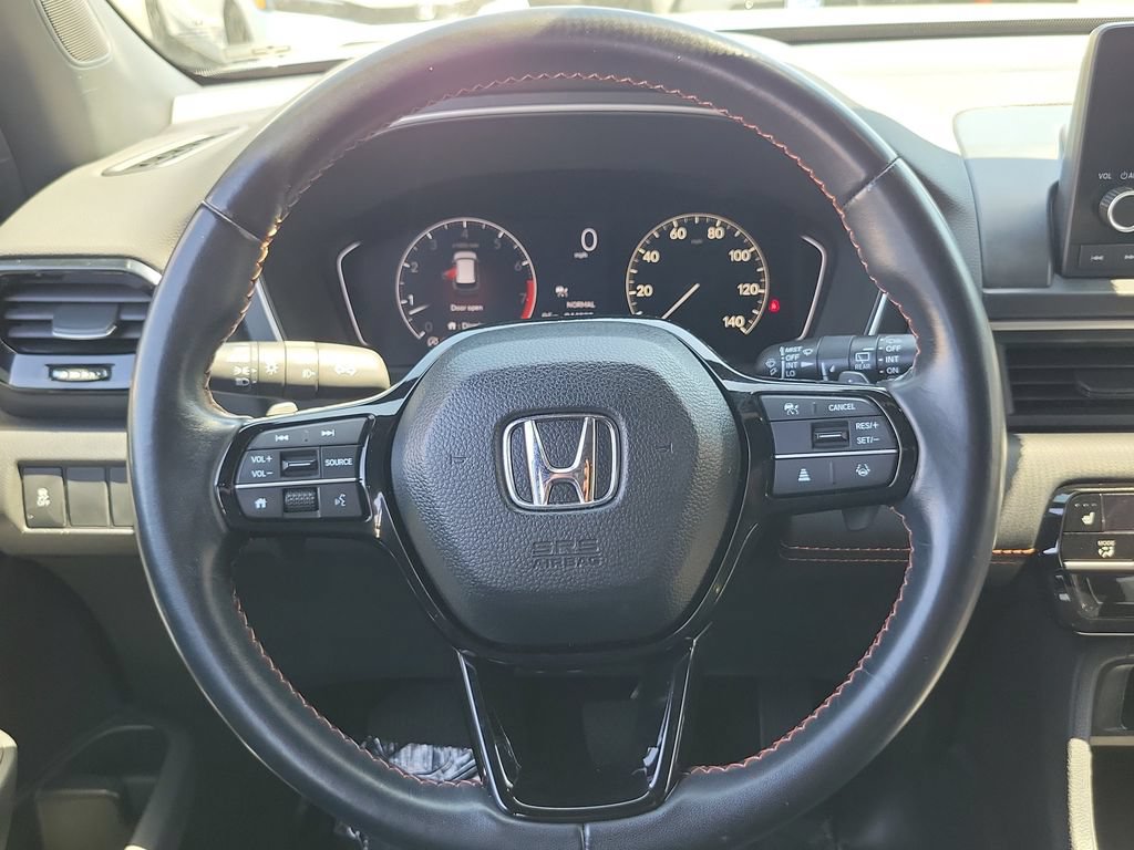 Used 2024 Honda Pilot Sport image 25