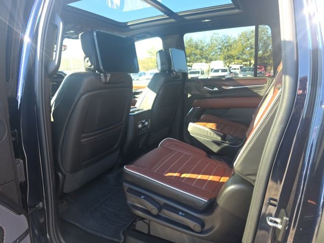 Used 2024 GMC Yukon XL Denali Ultimate image 26