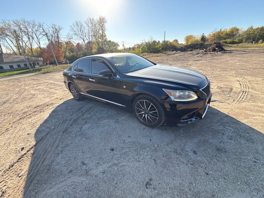 Used 2013 Lexus LS 460 AWD w/ F-Sport Pkg image 28