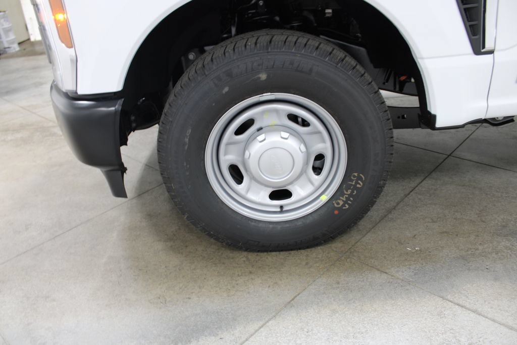 New 2026 Ford F350 XL RWD image 32