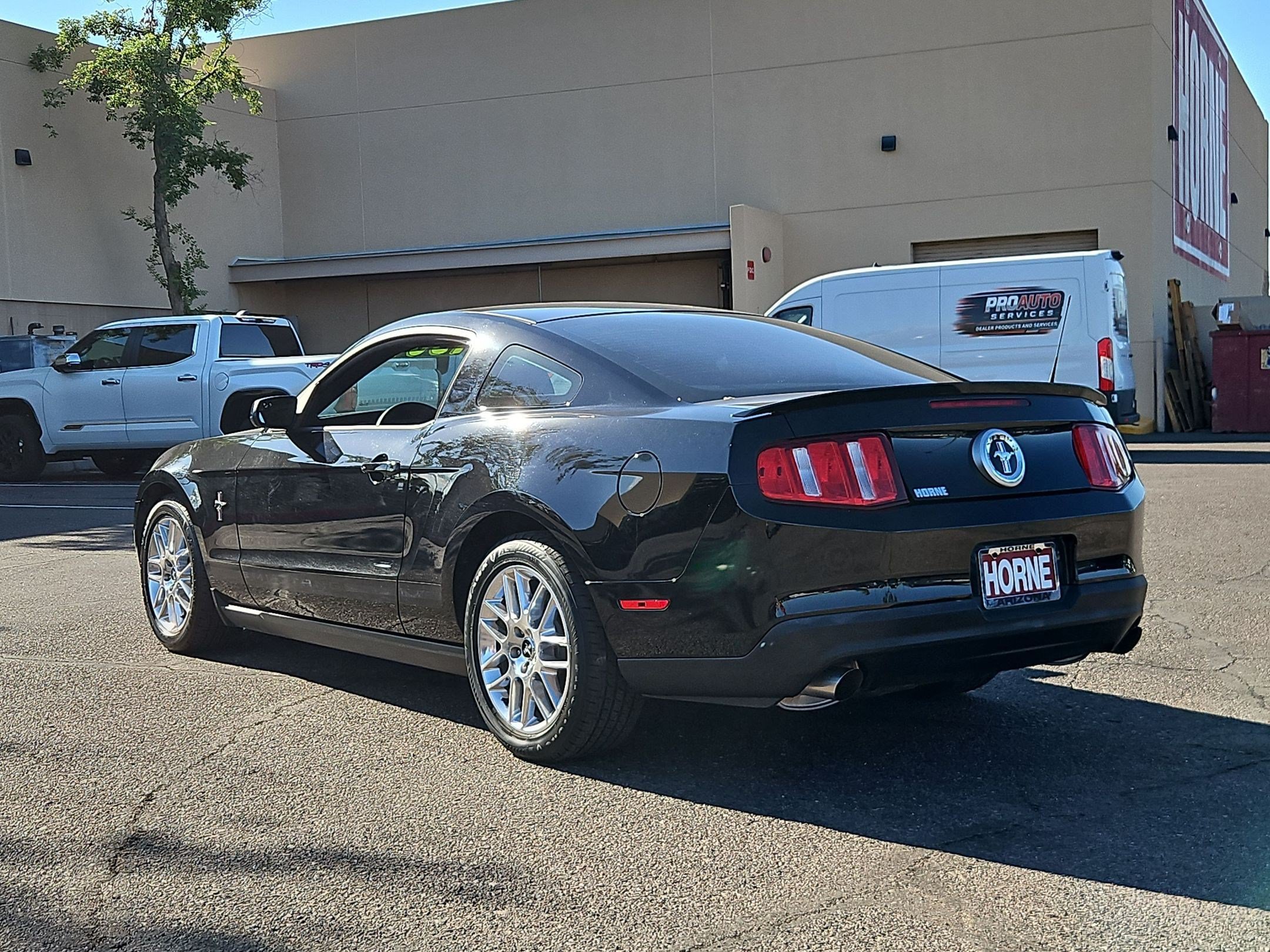Used 2012 Ford Mustang Premium RWD image 8
