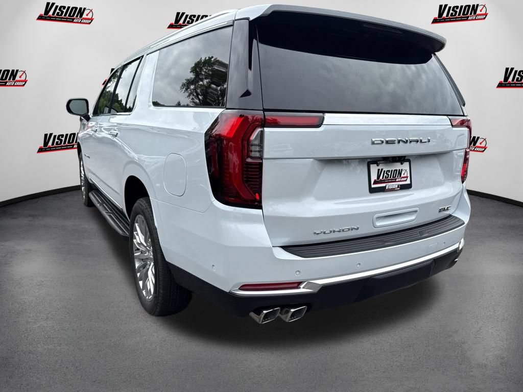 Used 2026 GMC Yukon XL Denali w/ Advanced Technology Package AWD/4WD image 7