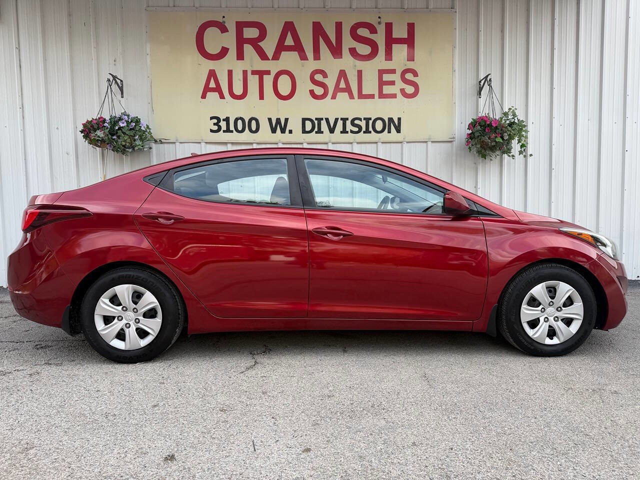 Used 2016 Hyundai Elantra SE image 8
