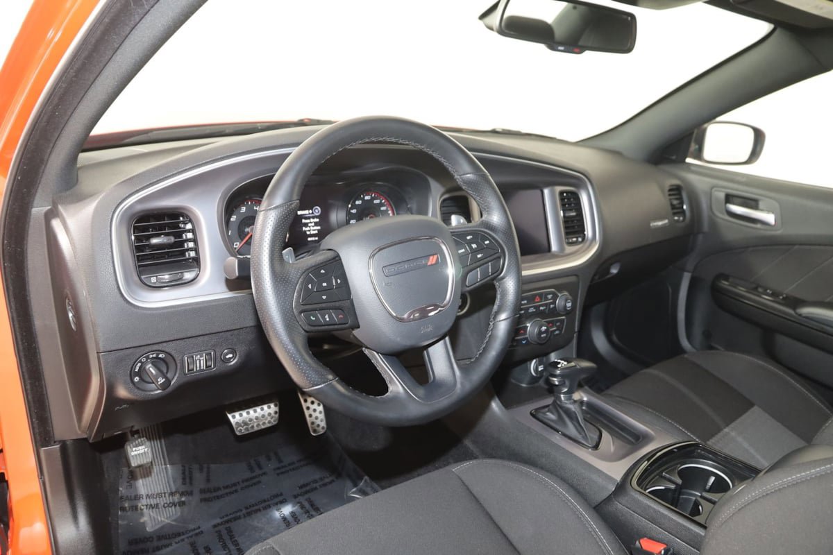 Used 2022 Dodge Charger R/T w/ Harman/Kardon Audio Group image 28