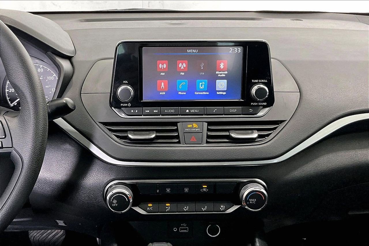 Used 2024 Nissan Altima 2.5 S image 5