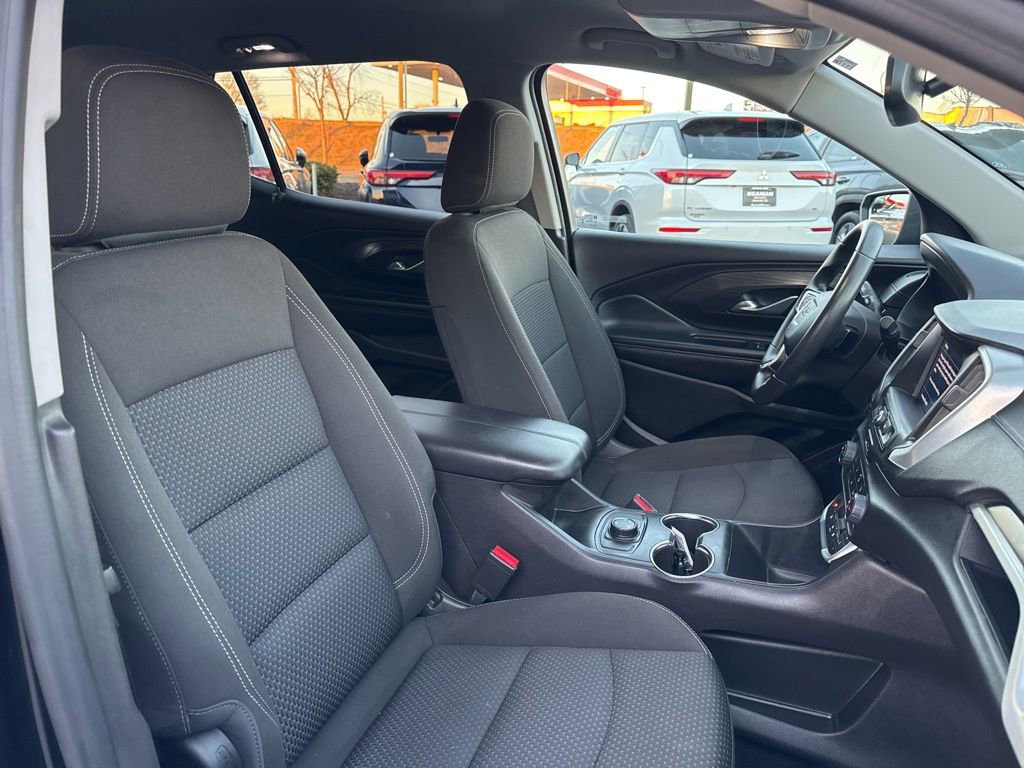 Used 2024 GMC Terrain SLE image 21