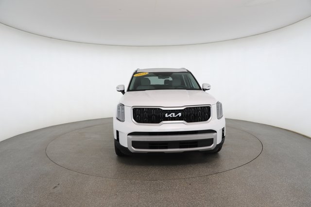 Used 2023 Kia Telluride EX w/ EX Captain's Chair Package image 30