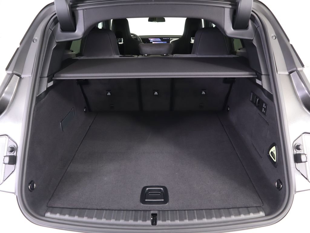 New 2026 BMW iX xDrive45 w/ M Sport Package image 29