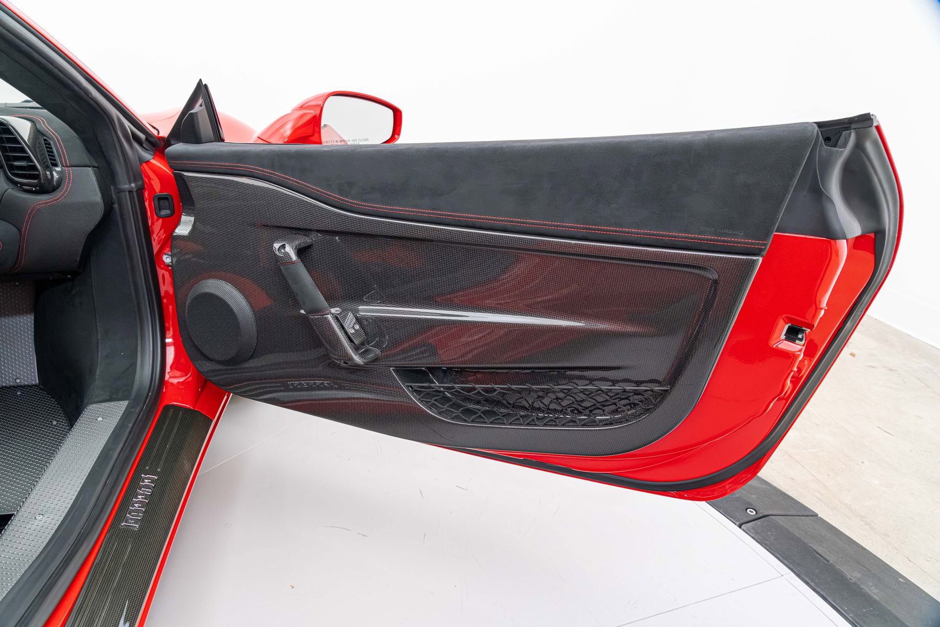 Certified 2015 Ferrari 458 Speciale Coupe RWD image 18